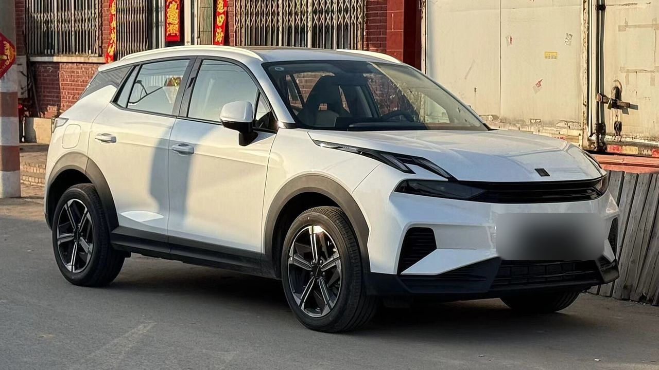 Русификация Lynk & Co 06 в Вологде