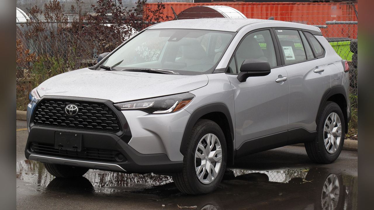 Русификация Toyota Corolla Cross в Вологде